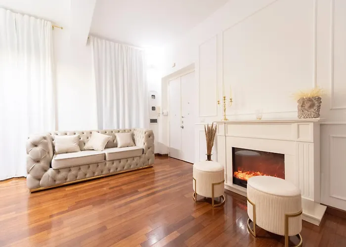 Trevi Fountain Superior Suites