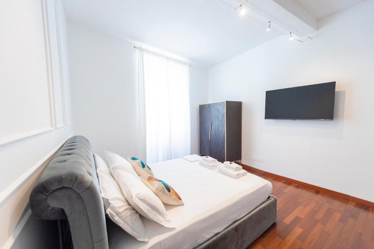 Trevi Fountain Superior Apartment